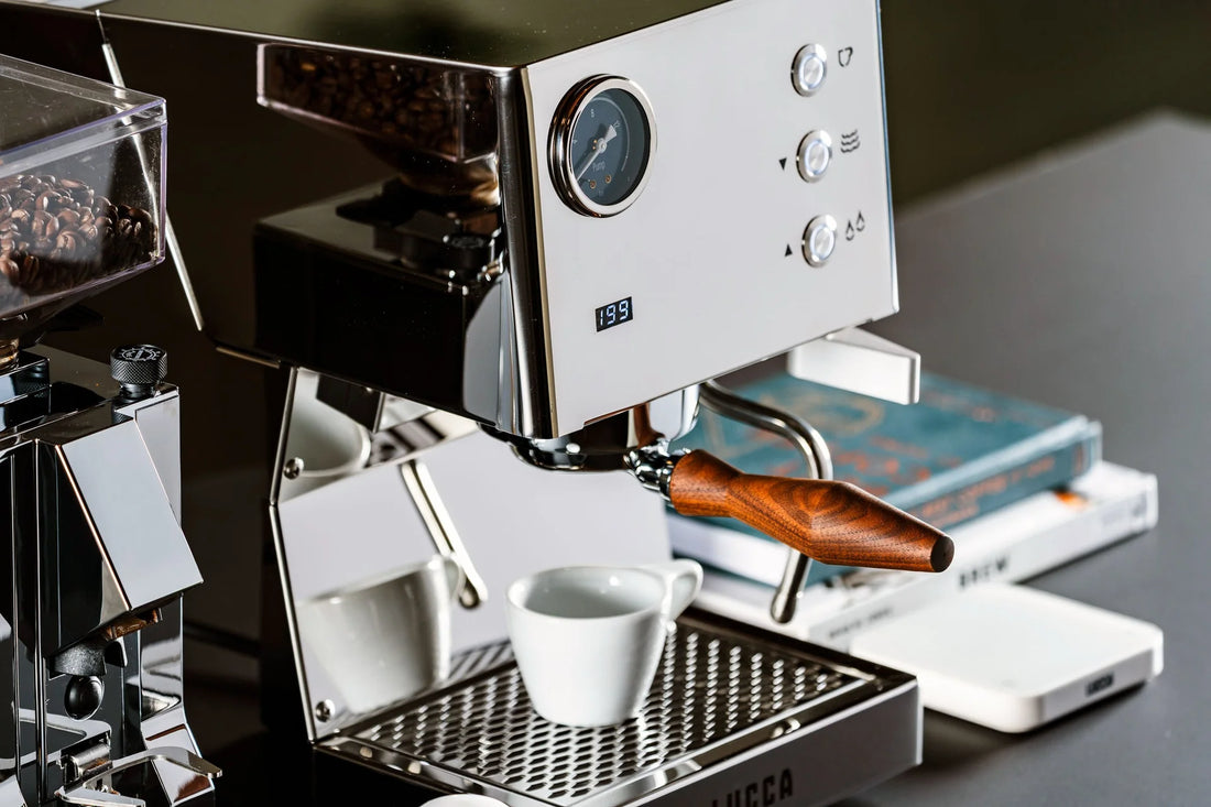 LUCCA Tempo Espresso Machine Black
