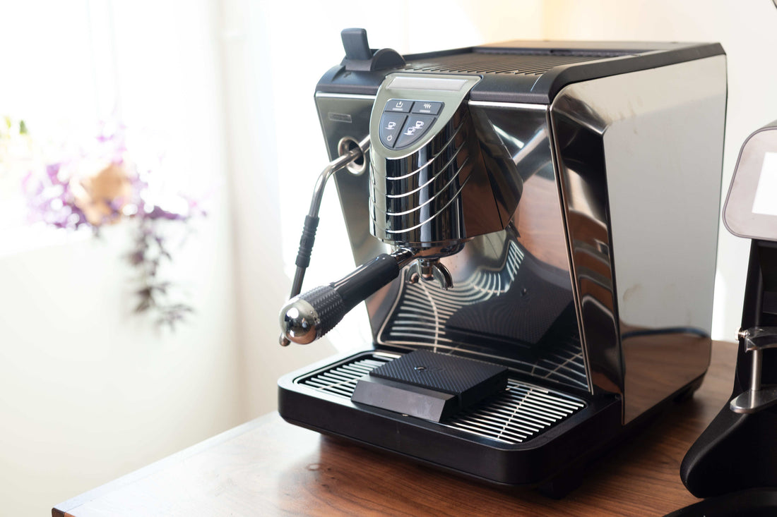 Nuova Simonelli Oscar II Pour Over Espresso Machine lifestyle view