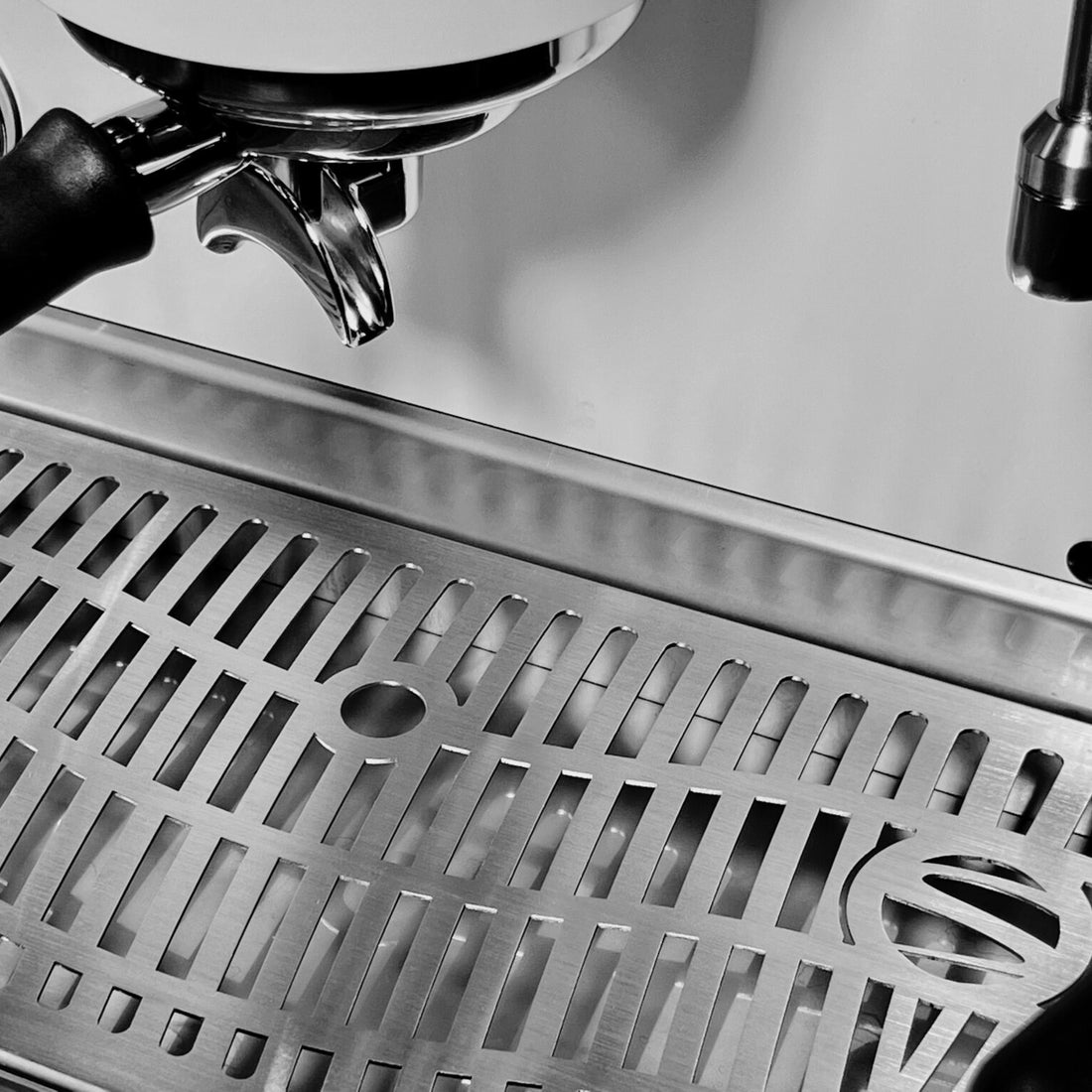 Synesso S200 2 Group Espresso Machine White group and drip tray detail
